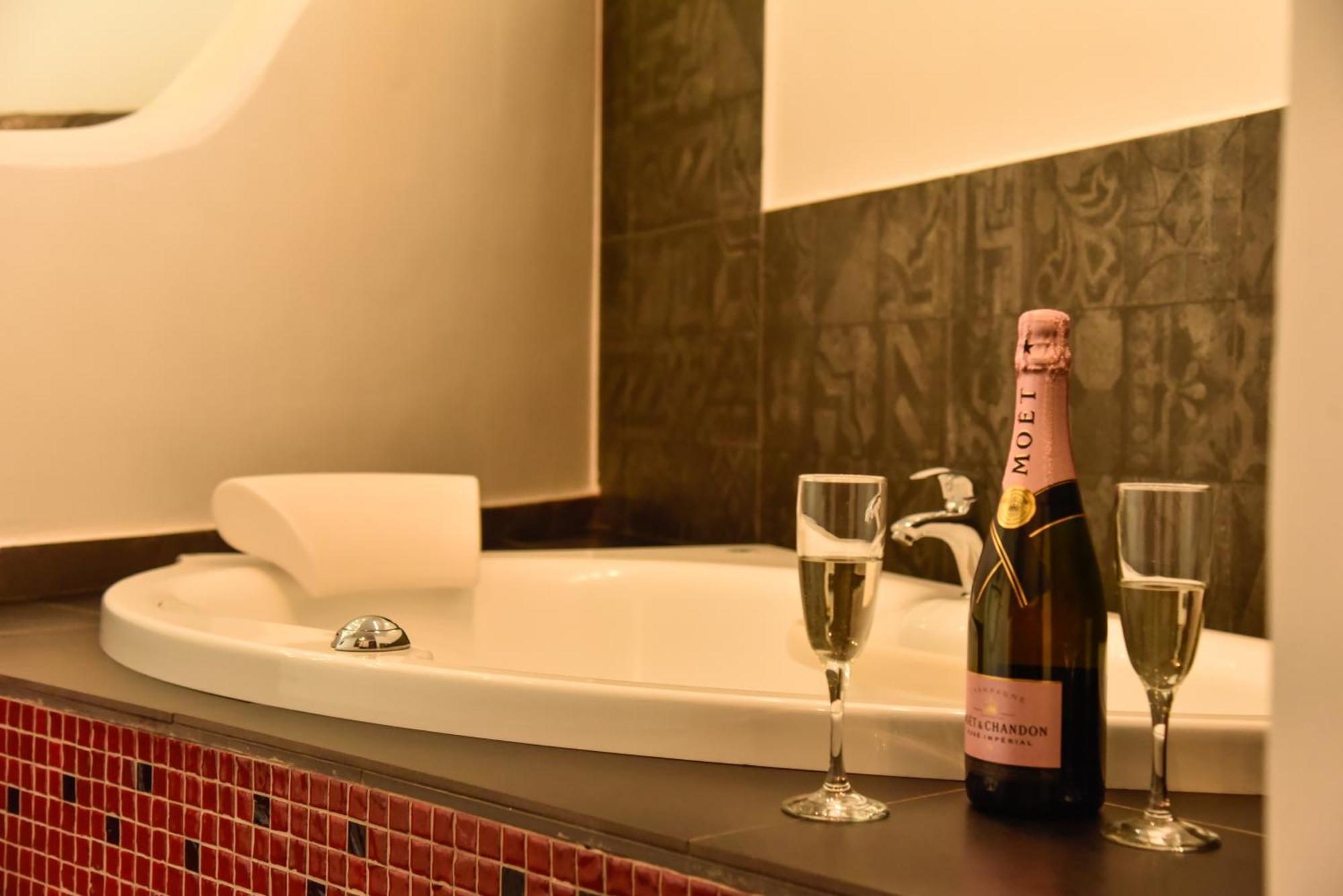 Queen Boutique Suites Mykonos Town Номер фото