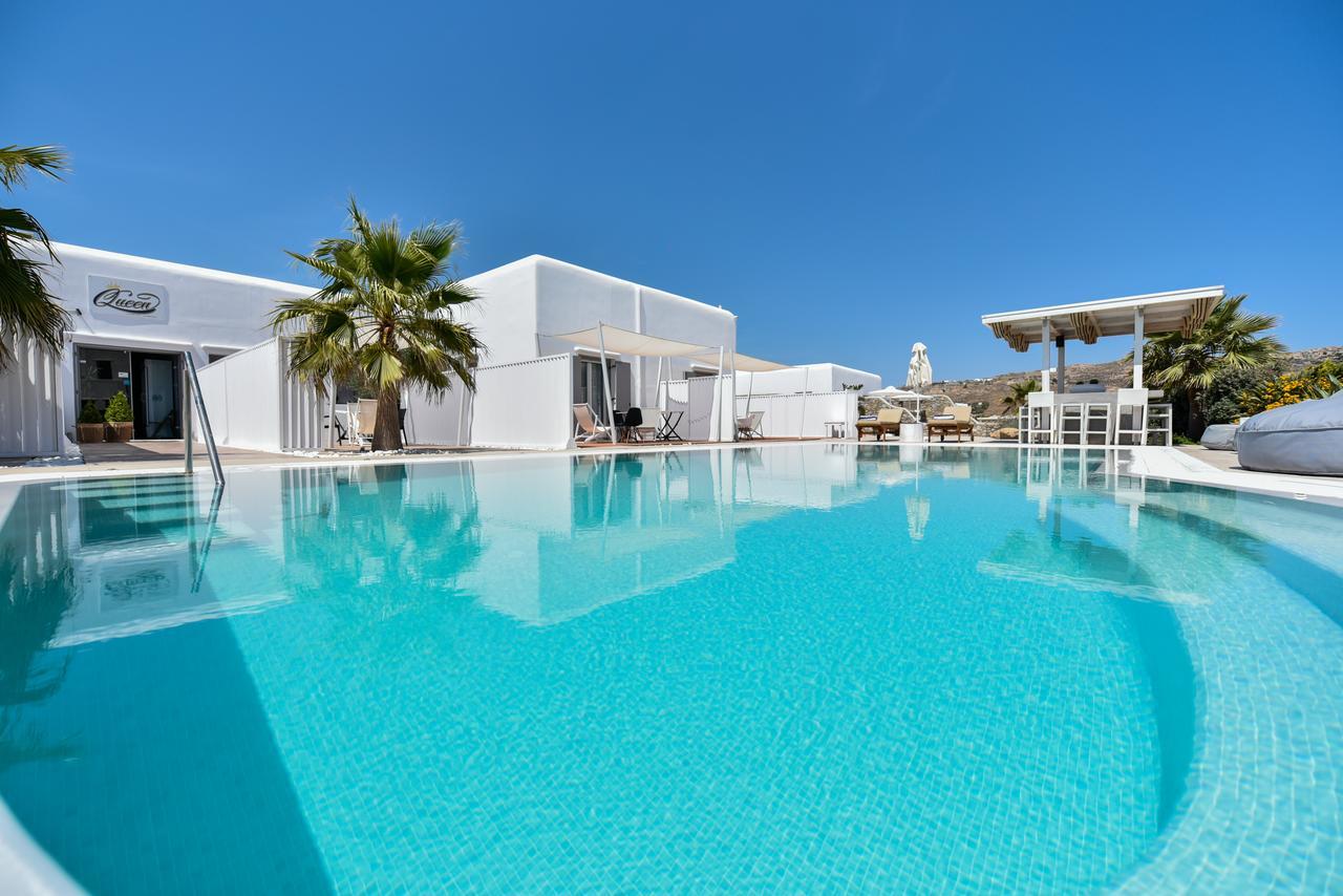 Queen Boutique Suites Mykonos Town Экстерьер фото
