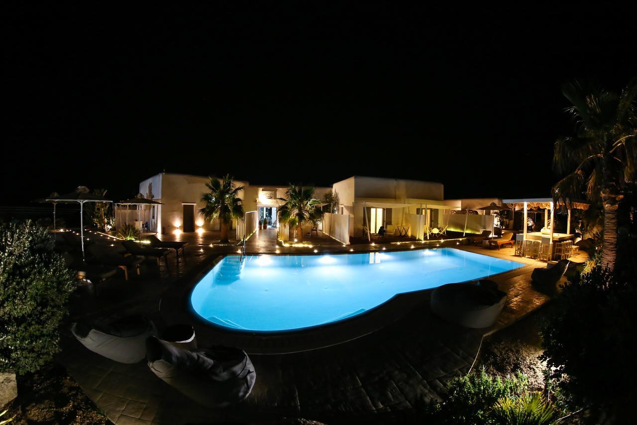 Queen Boutique Suites Mykonos Town Экстерьер фото