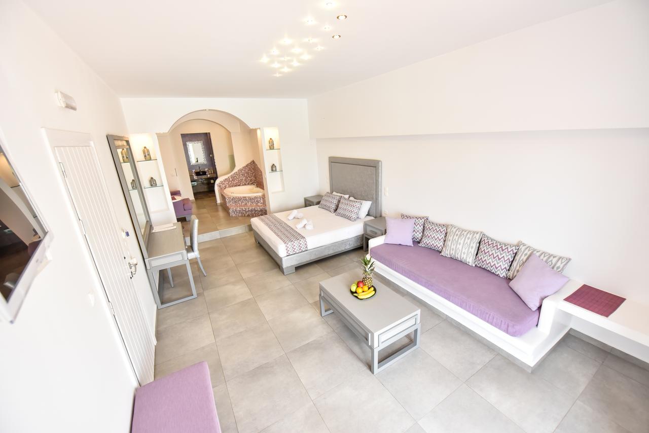 Queen Boutique Suites Mykonos Town Экстерьер фото