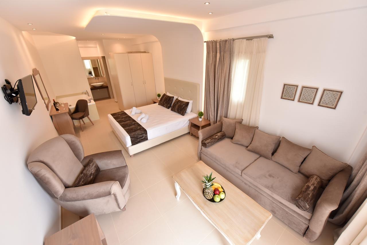 Queen Boutique Suites Mykonos Town Экстерьер фото